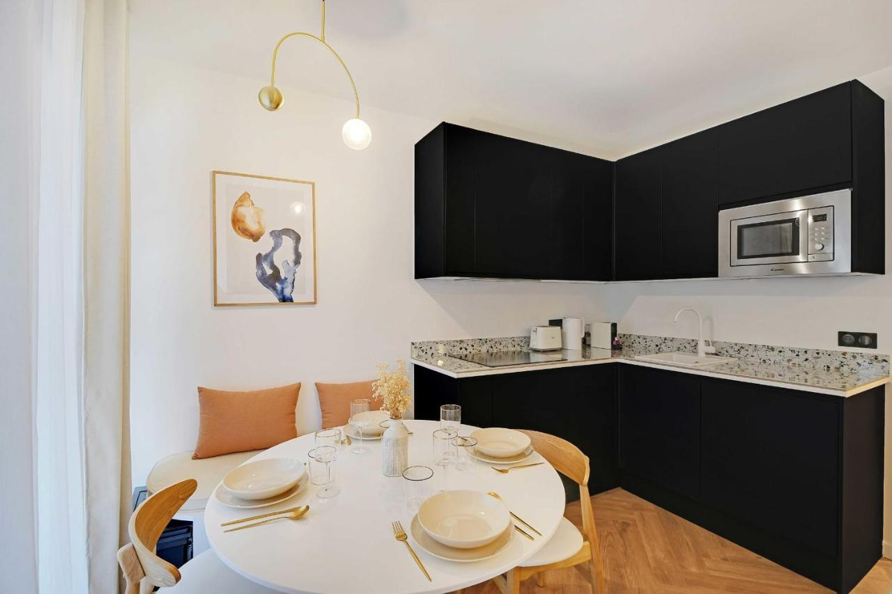 פריז Charming Apartment Near Maraissentier מראה חיצוני תמונה