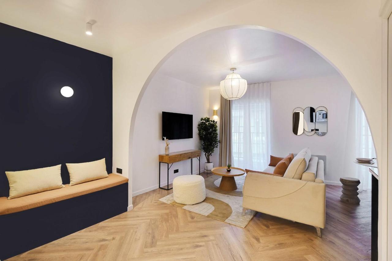 פריז Charming Apartment Near Maraissentier מראה חיצוני תמונה